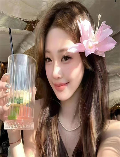 青橙芒果咖啡观影全攻略：如何欣赏精致的视觉细节 增强情感共鸣